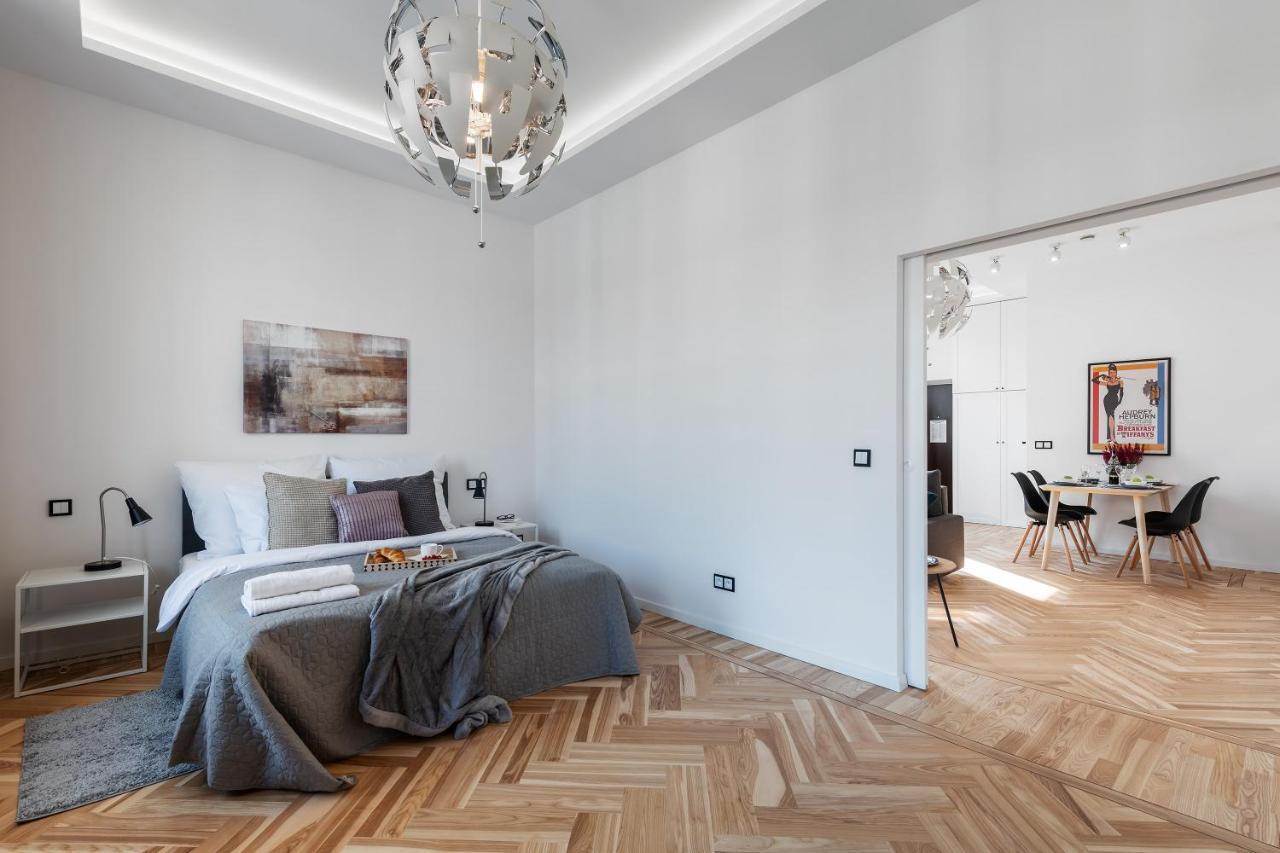 Marszalkowska Center Serviced Apartments Warsaw Exterior photo